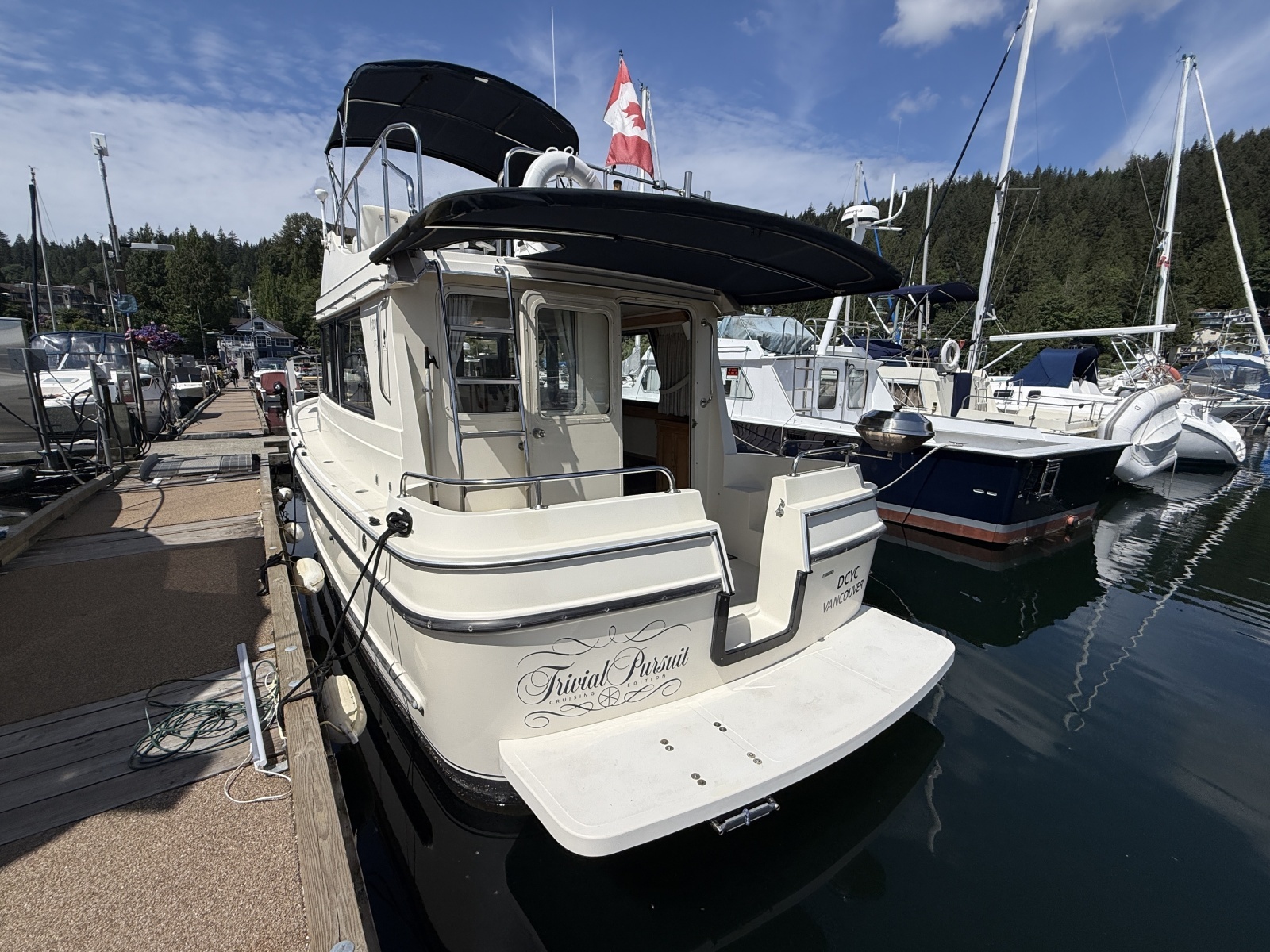 31ft Camano Yacht For Sale
