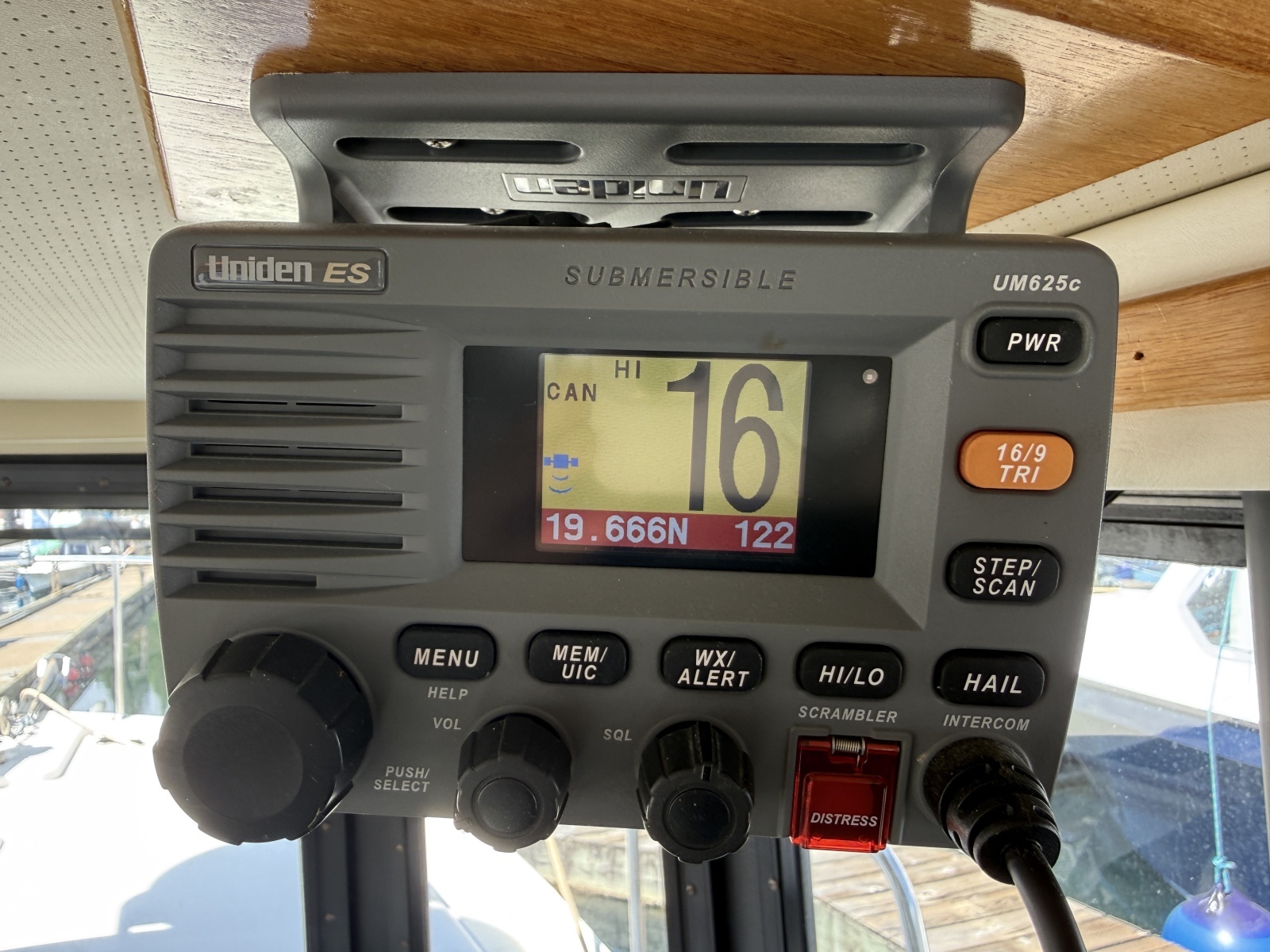 31ft Camano Yacht For Sale