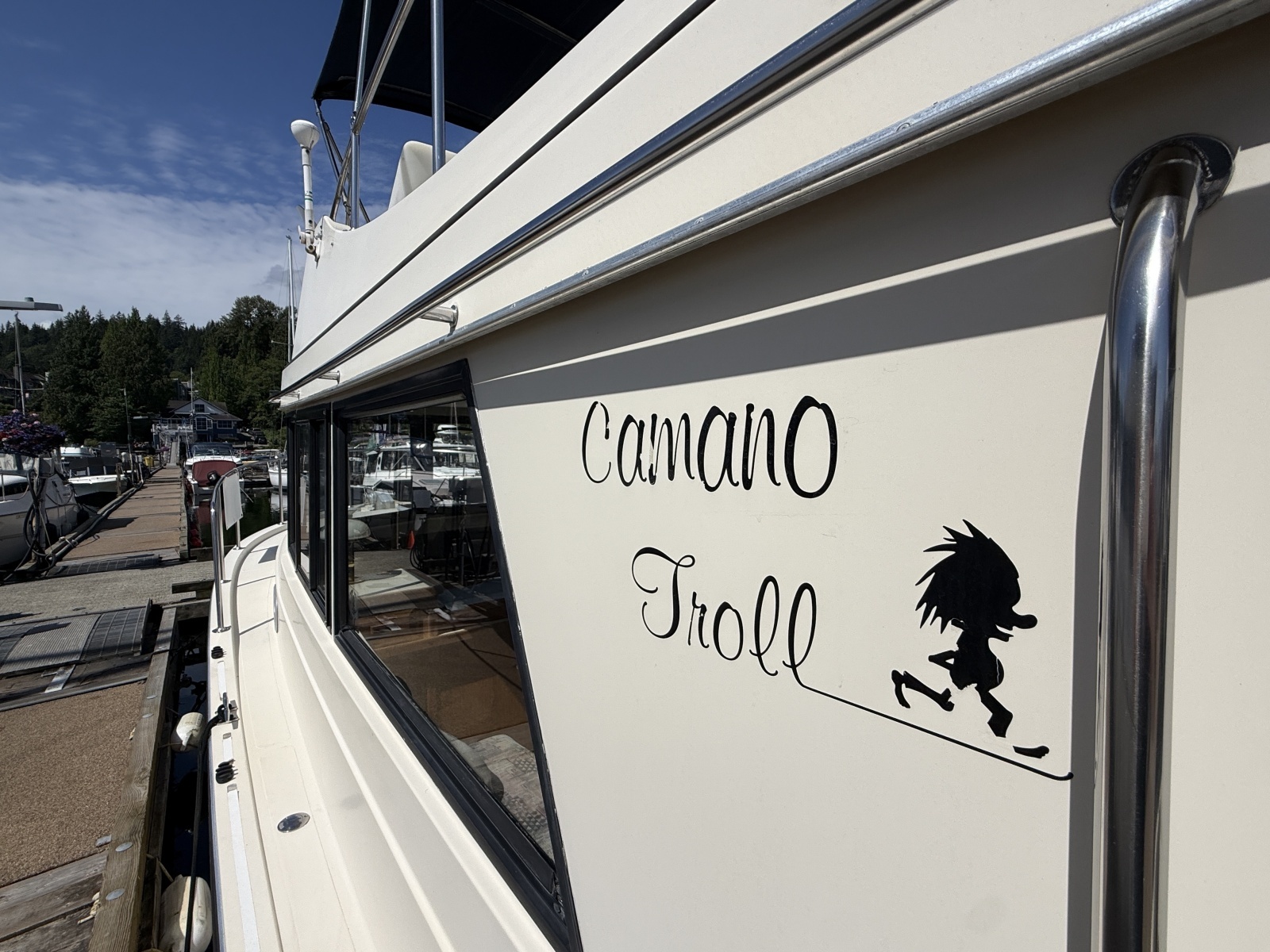 31ft Camano Yacht For Sale