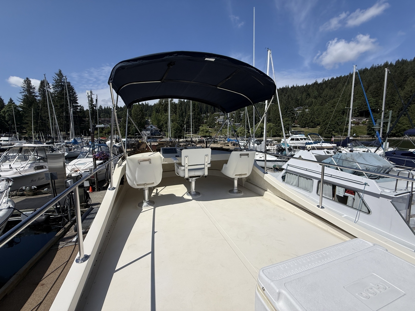 31ft Camano Yacht For Sale