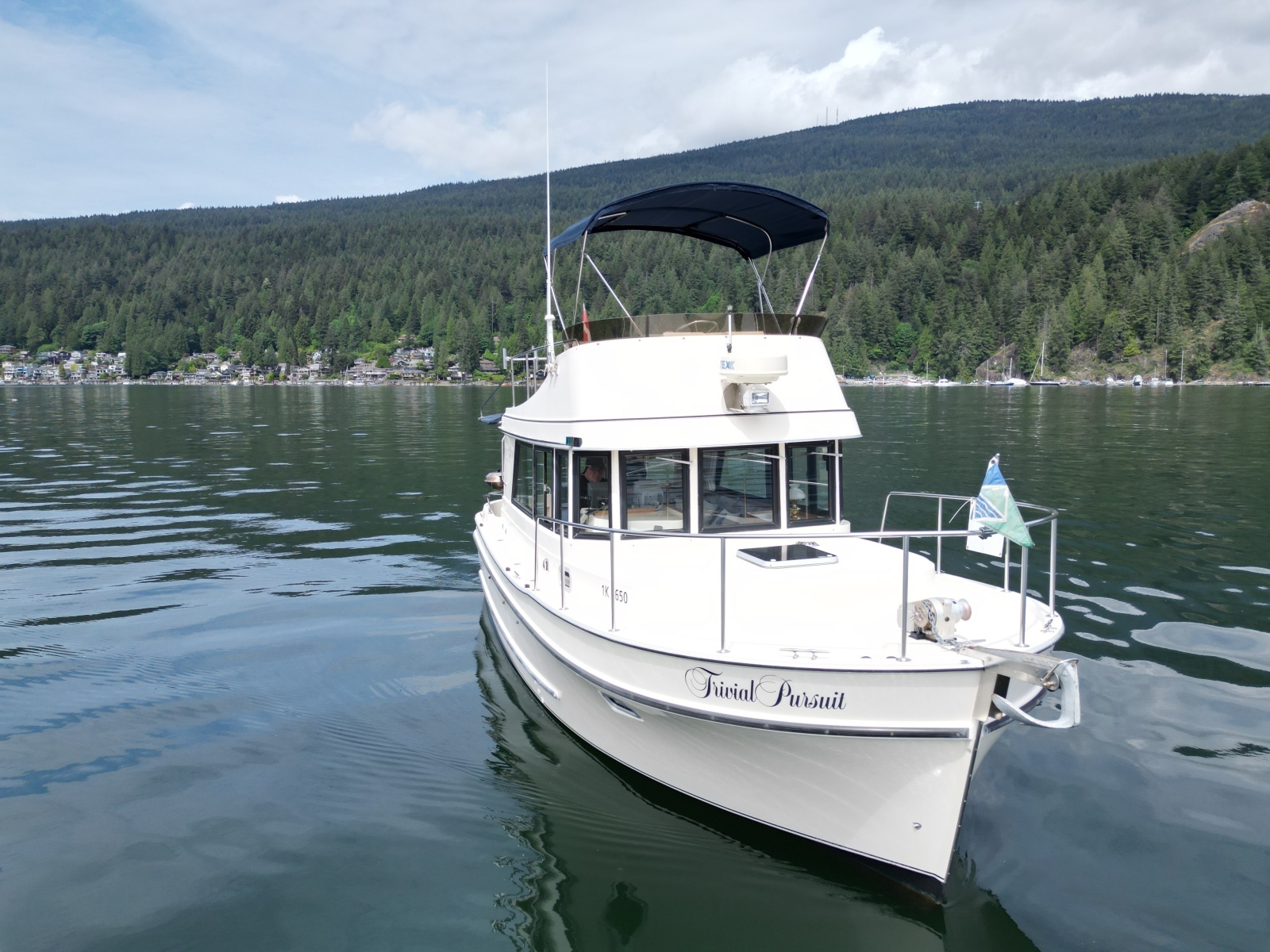 31ft Camano Yacht For Sale