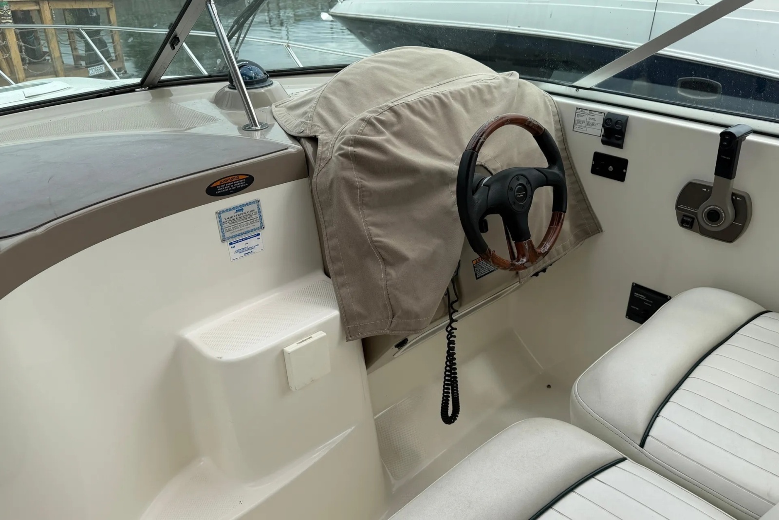 2003 Maxum 2900 SCR