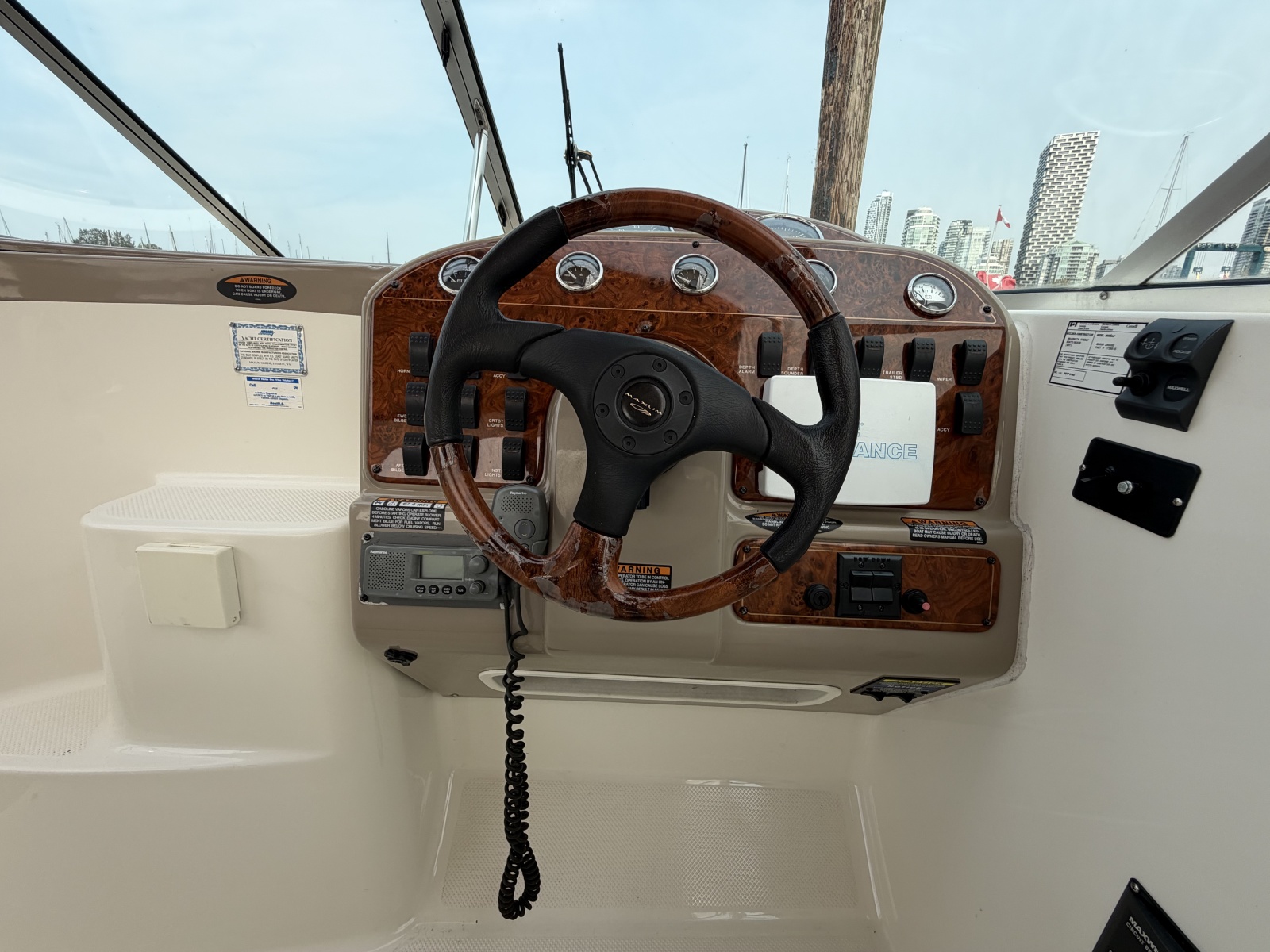 2003 Maxum 2900 SCR