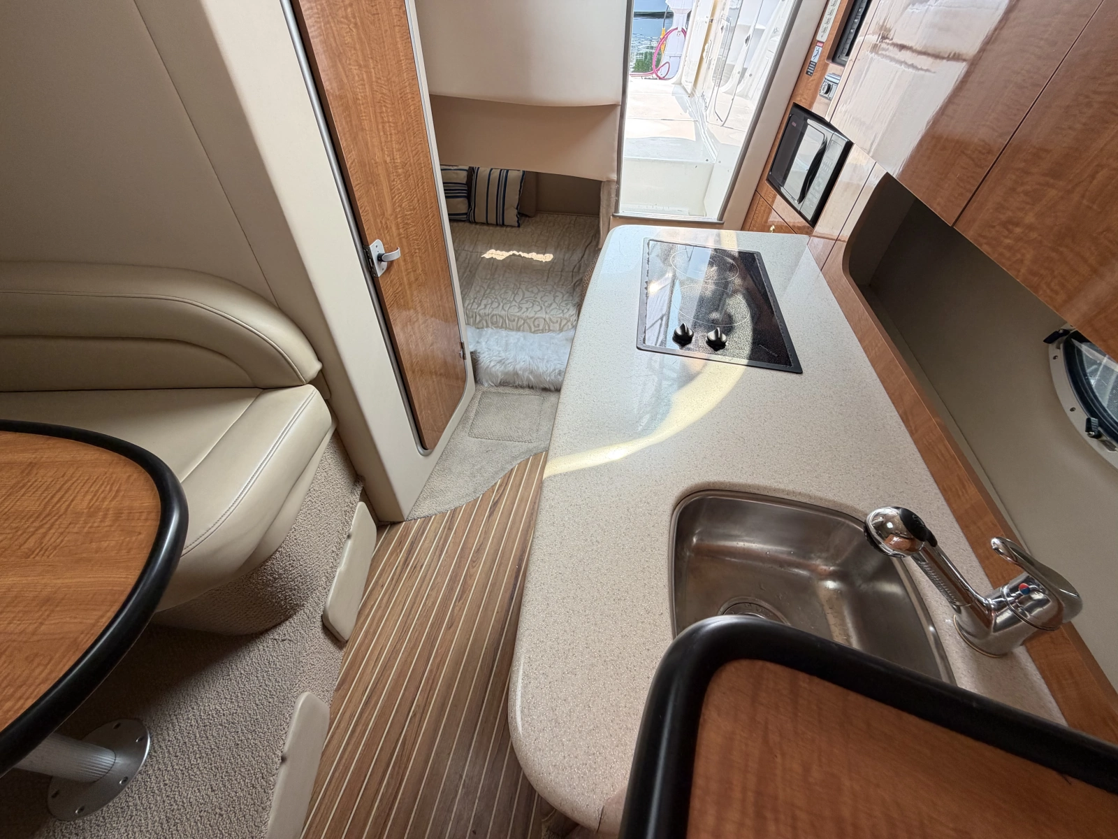 2003 Maxum 2900 SCR