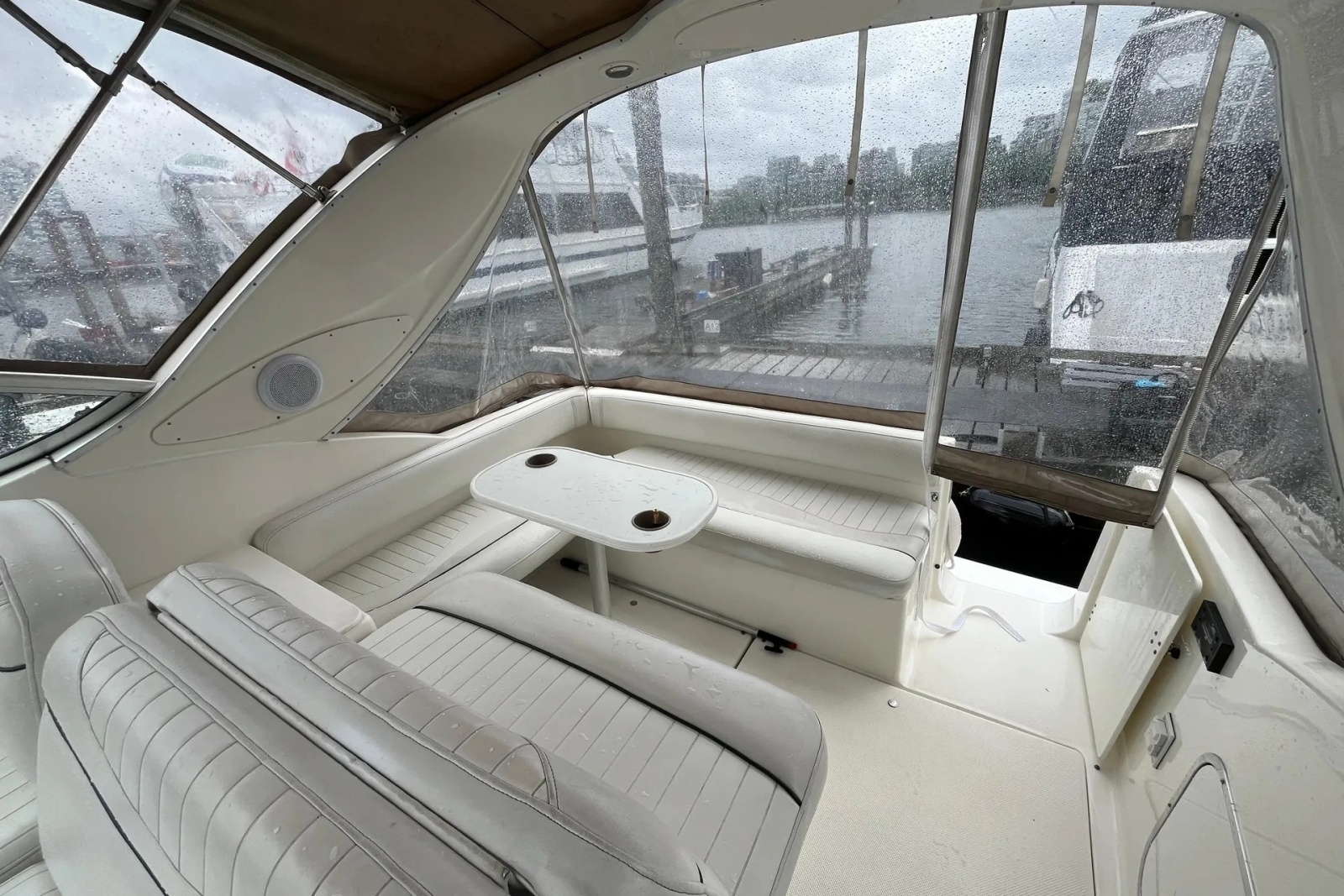 2003 Maxum 2900 SCR