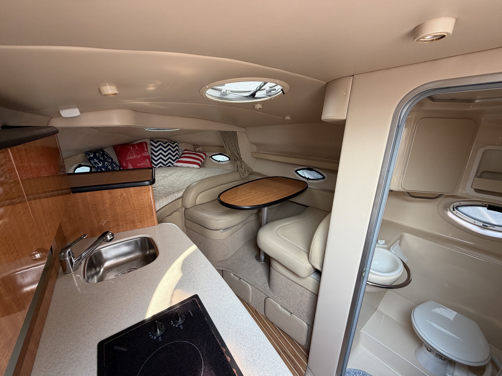 2003 Maxum 2900 SCR