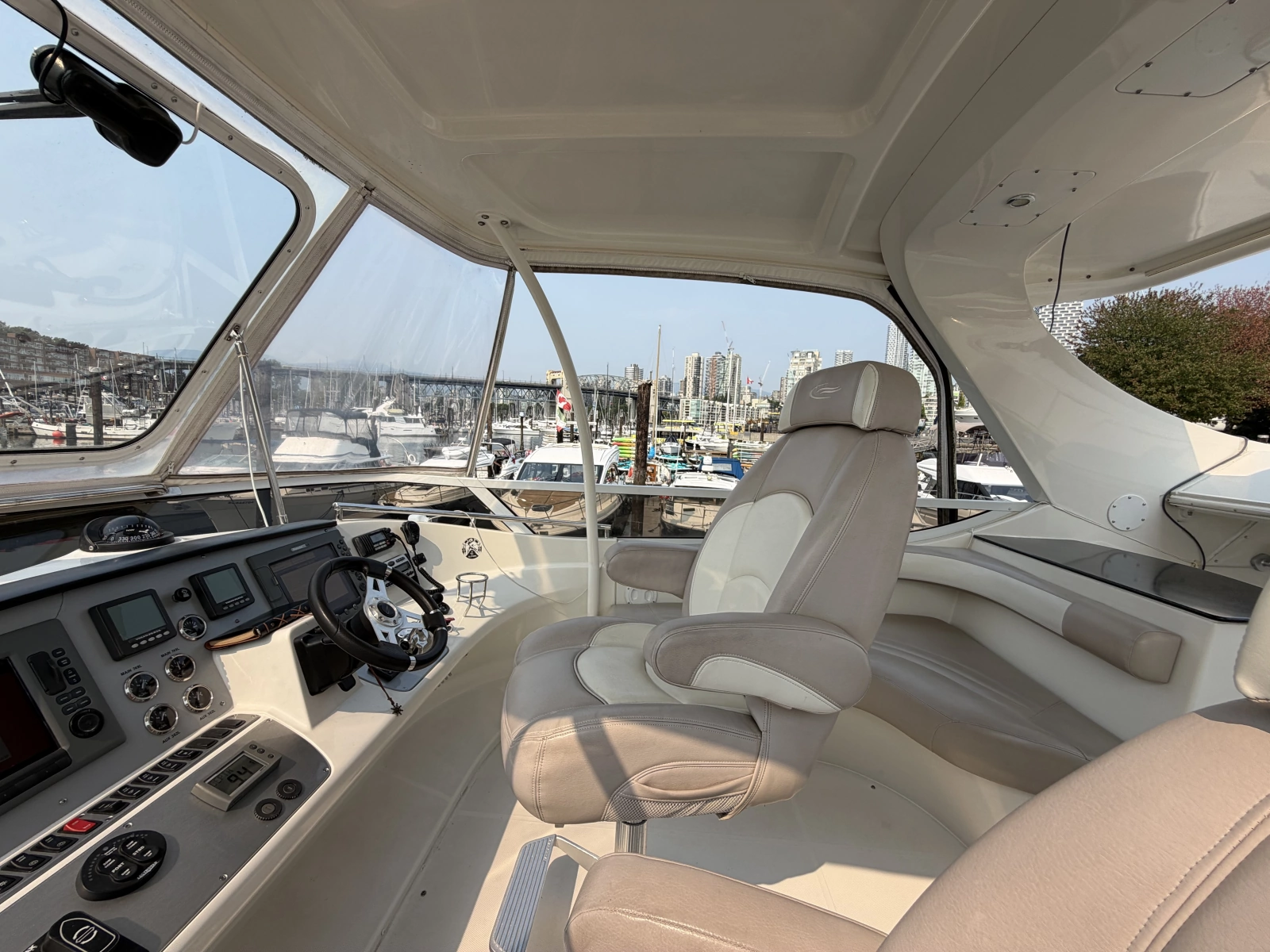 2008 Carver 47MY