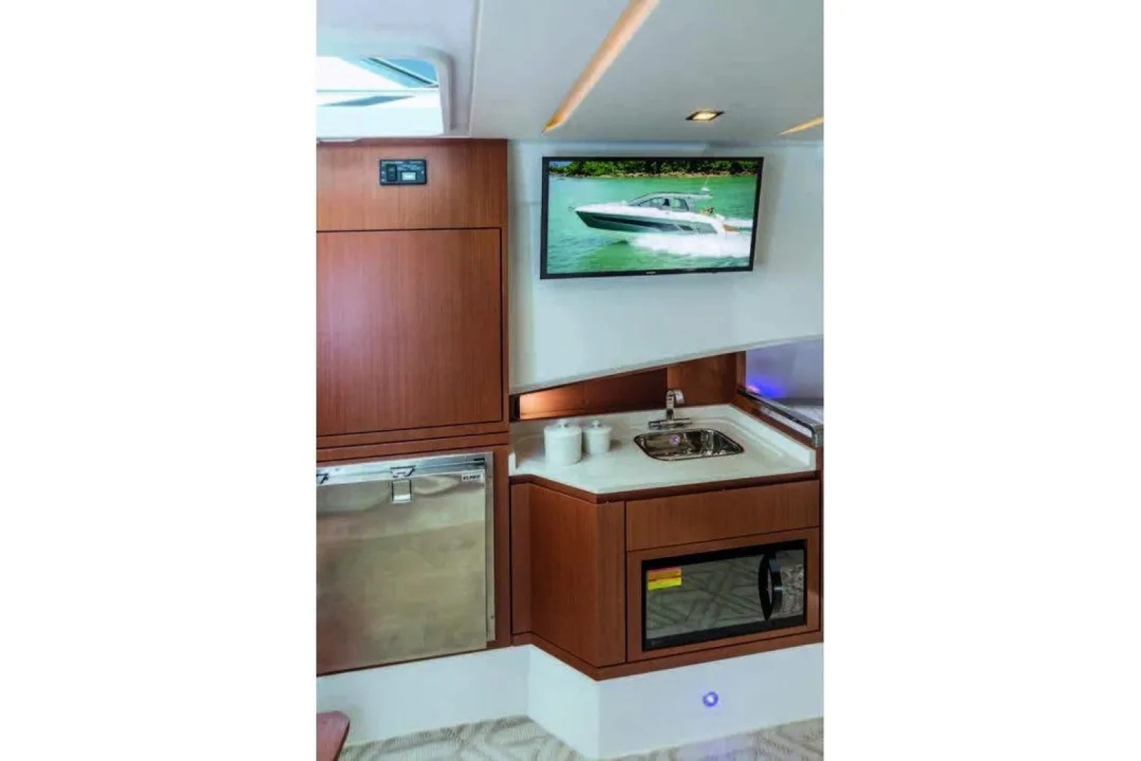 2025 Schaefer 375 HT