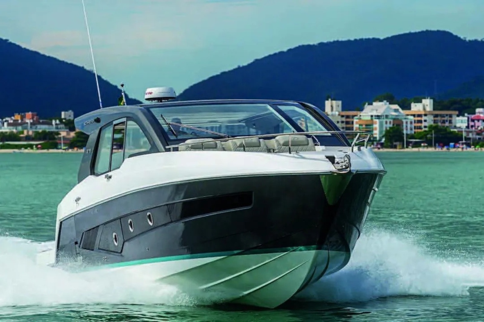 2025 Schaefer 375 HT