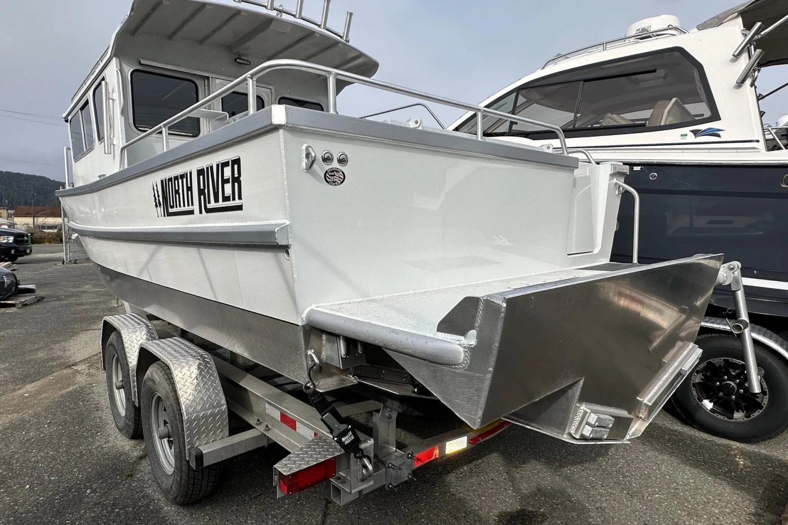 2023 North River 2500