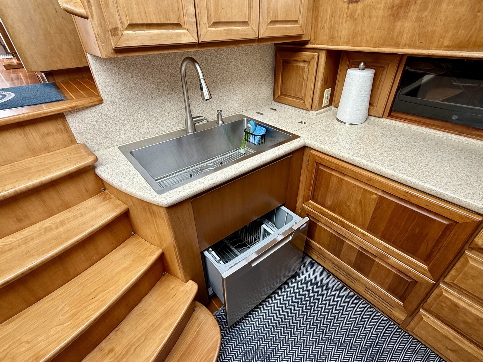 2002 Legacy Yachts 52