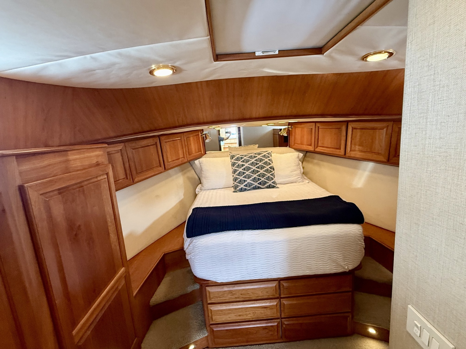 2002 Legacy Yachts 52
