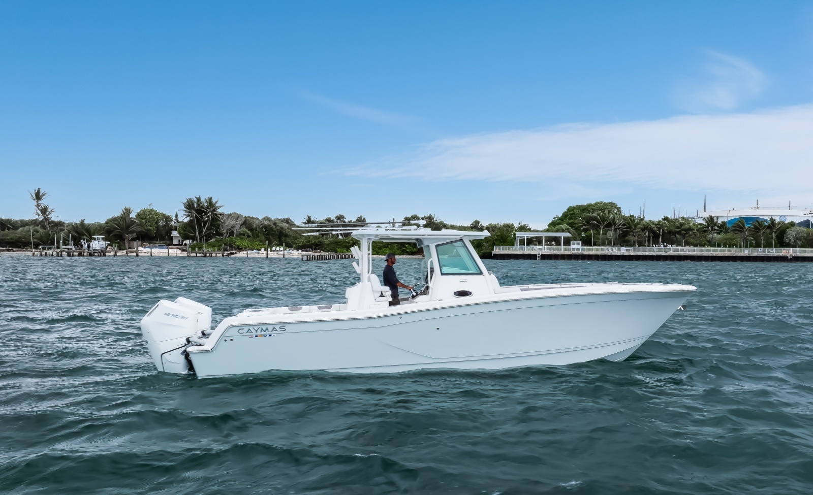 34ft Caymas Yacht For Sale