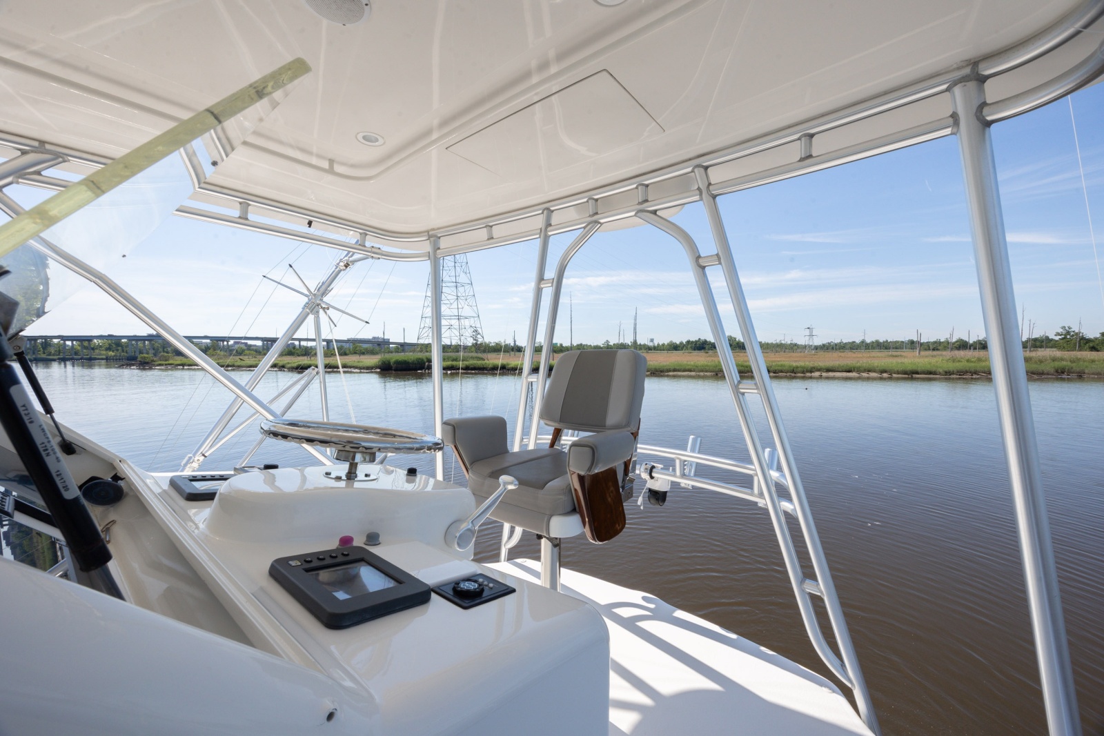45' 2005 Cabo 45 Express
