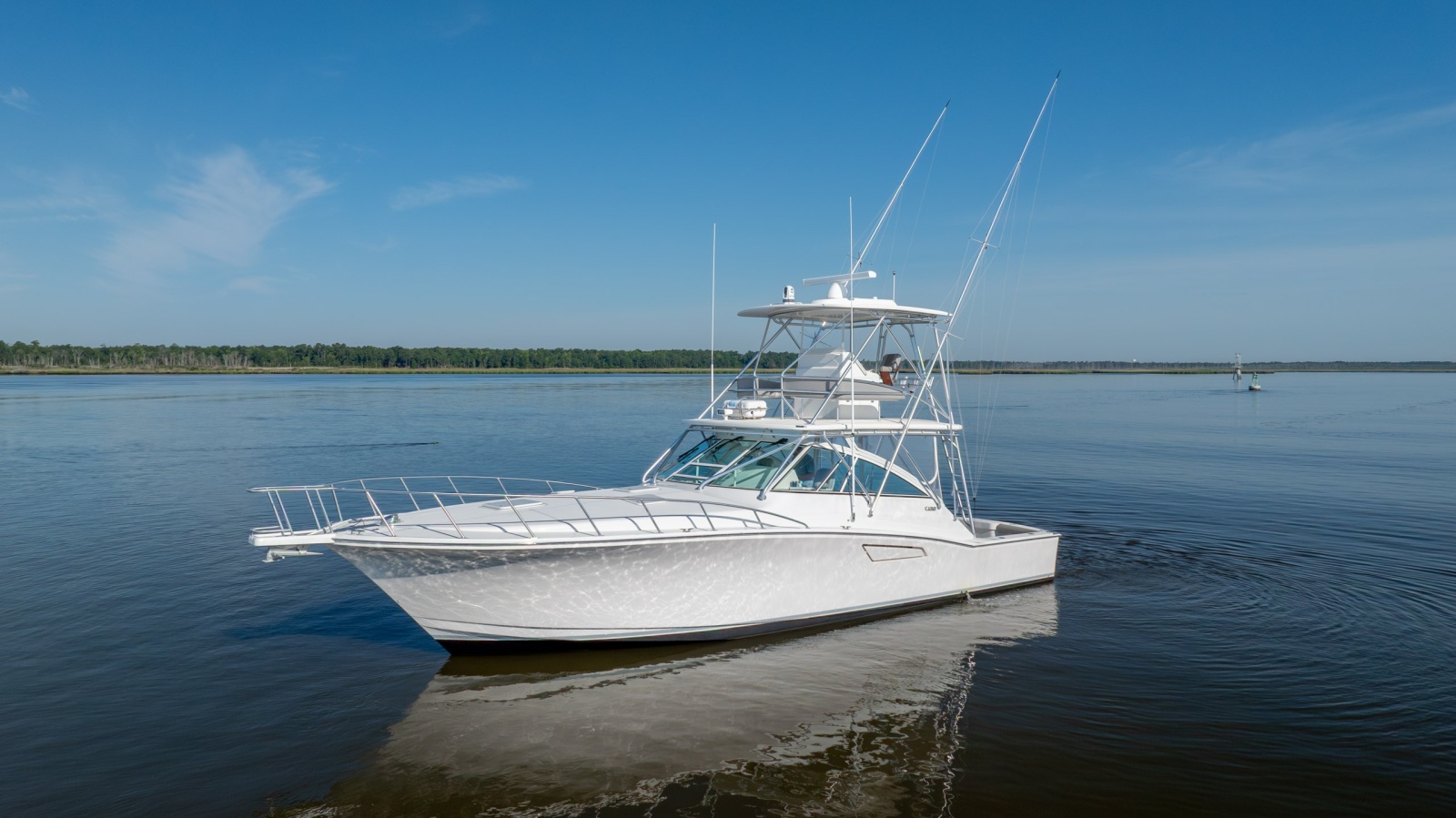 45' 2005 Cabo 45 Express