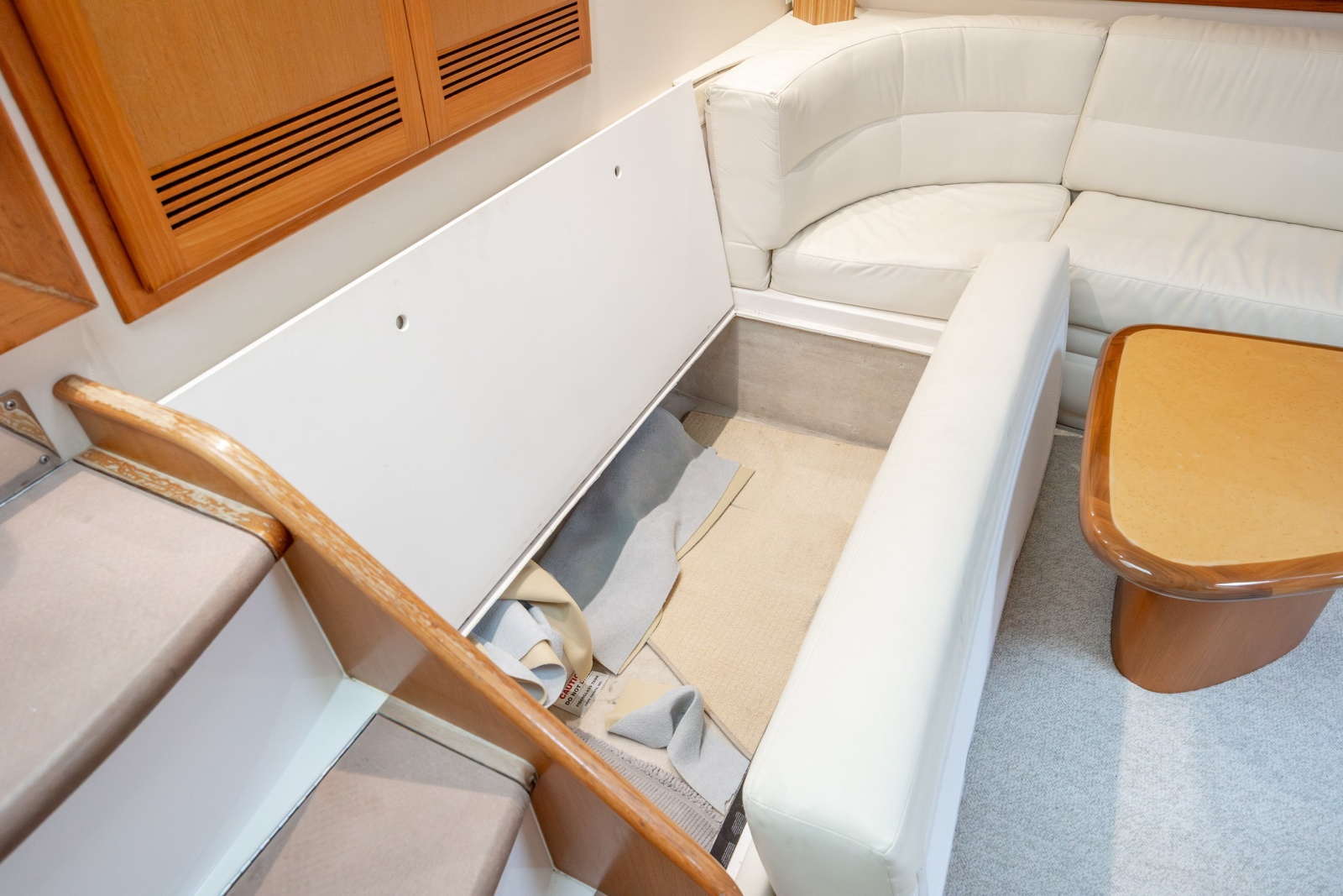 45' 2005 Cabo 45 Express