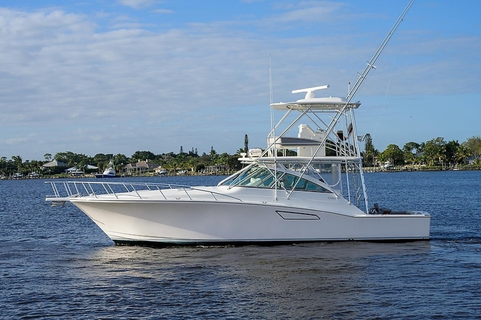 2005 Cabo 45 Express