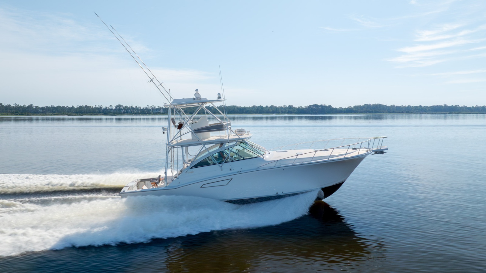 45' 2005 Cabo 45 Express