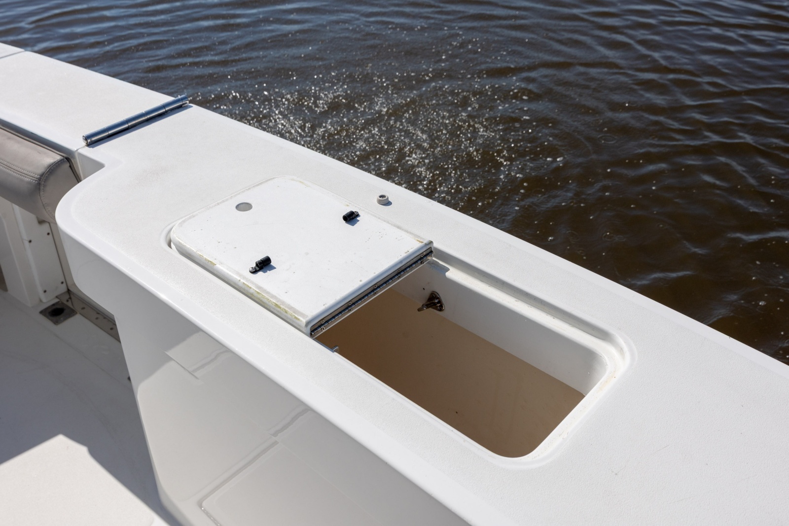45' 2005 Cabo 45 Express