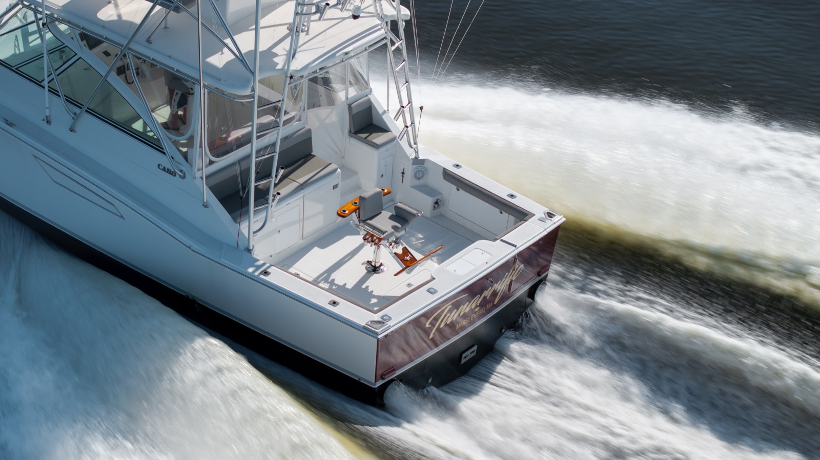 45' 2005 Cabo 45 Express