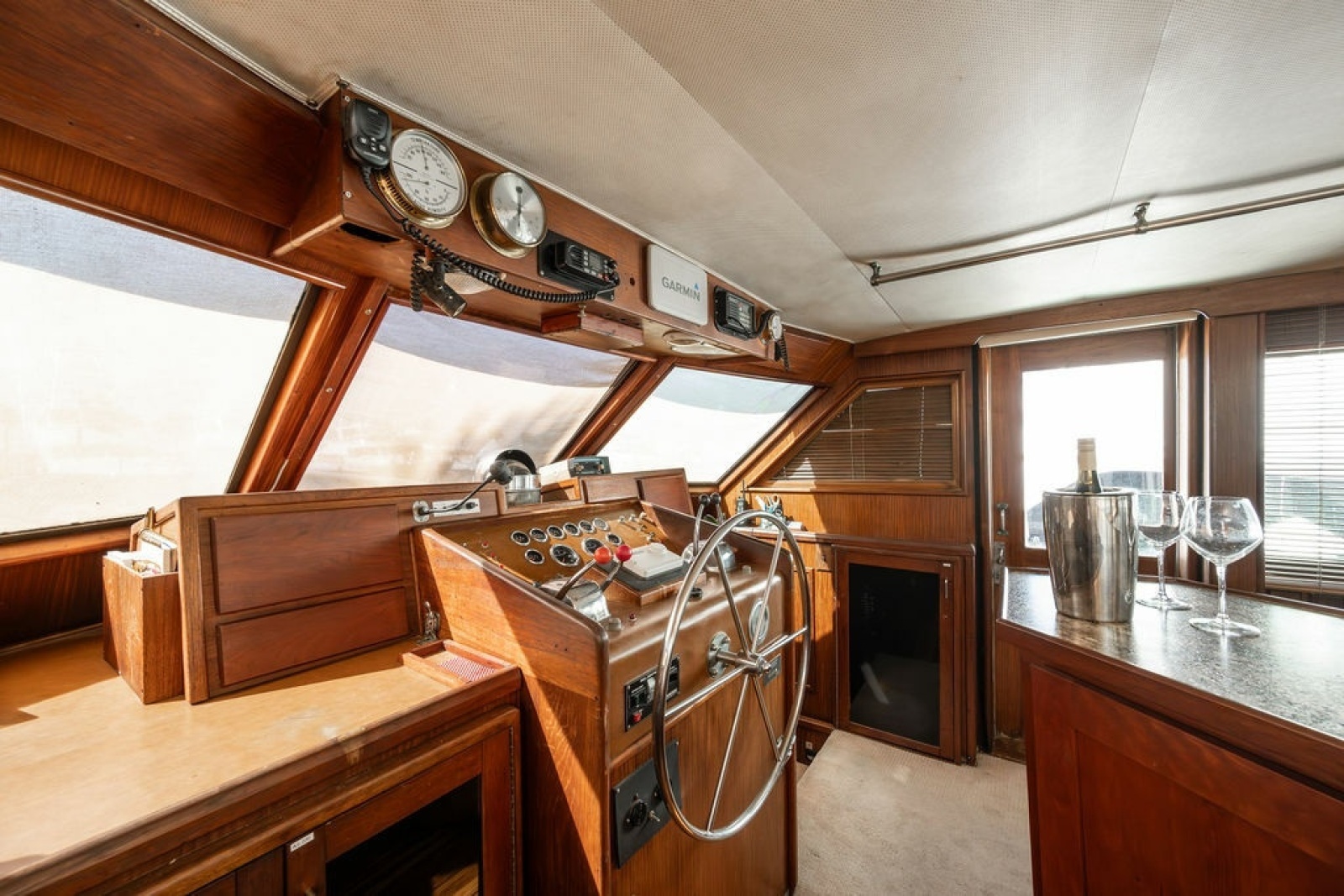 1979 Hatteras 