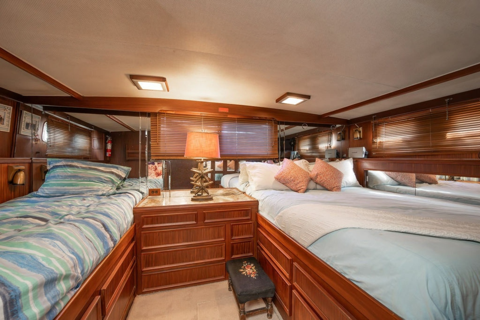 1979 Hatteras 