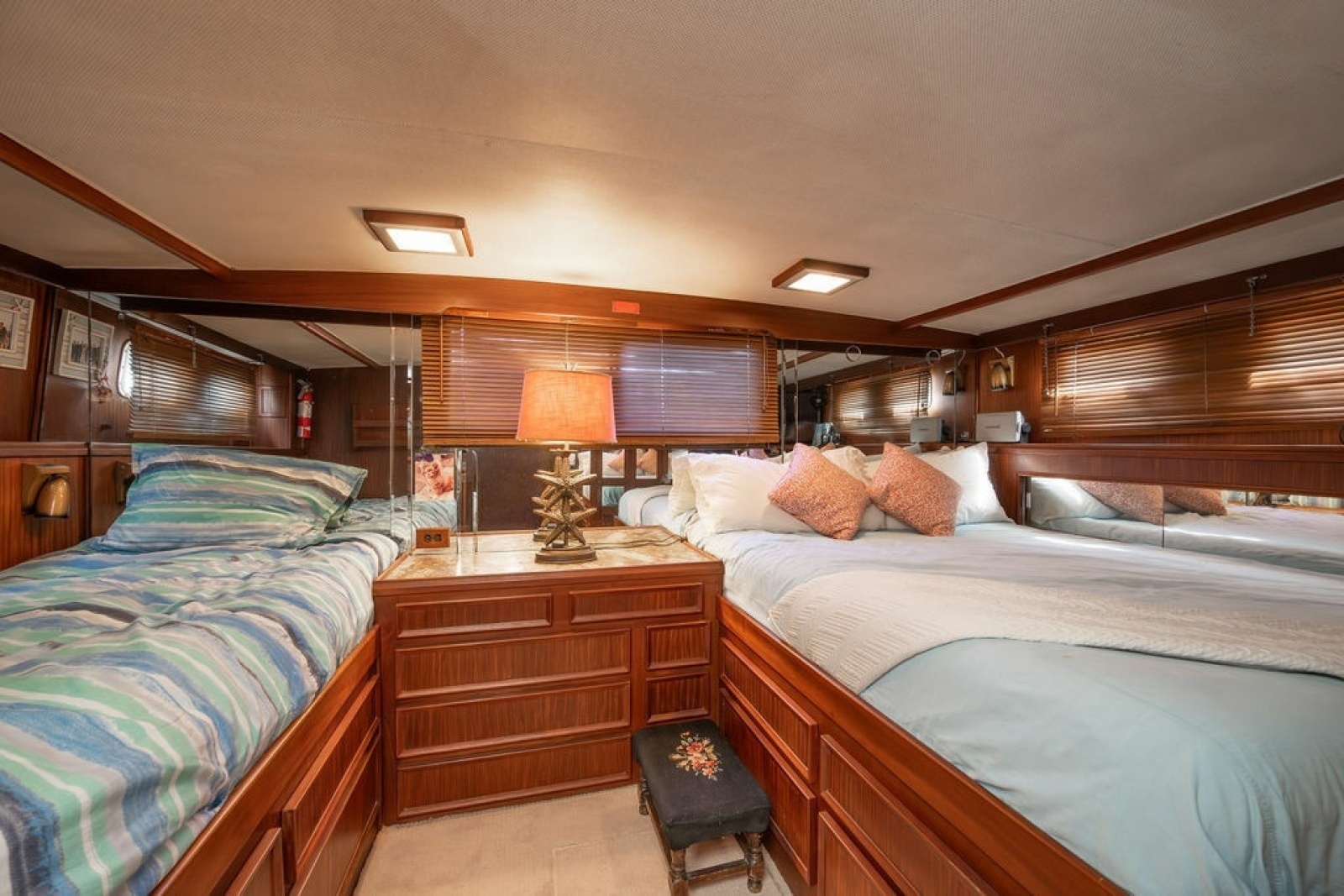 1979 Hatteras 