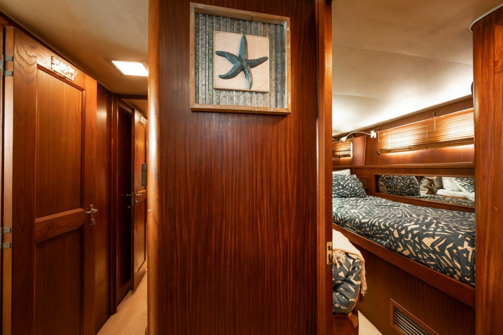 1979 Hatteras 