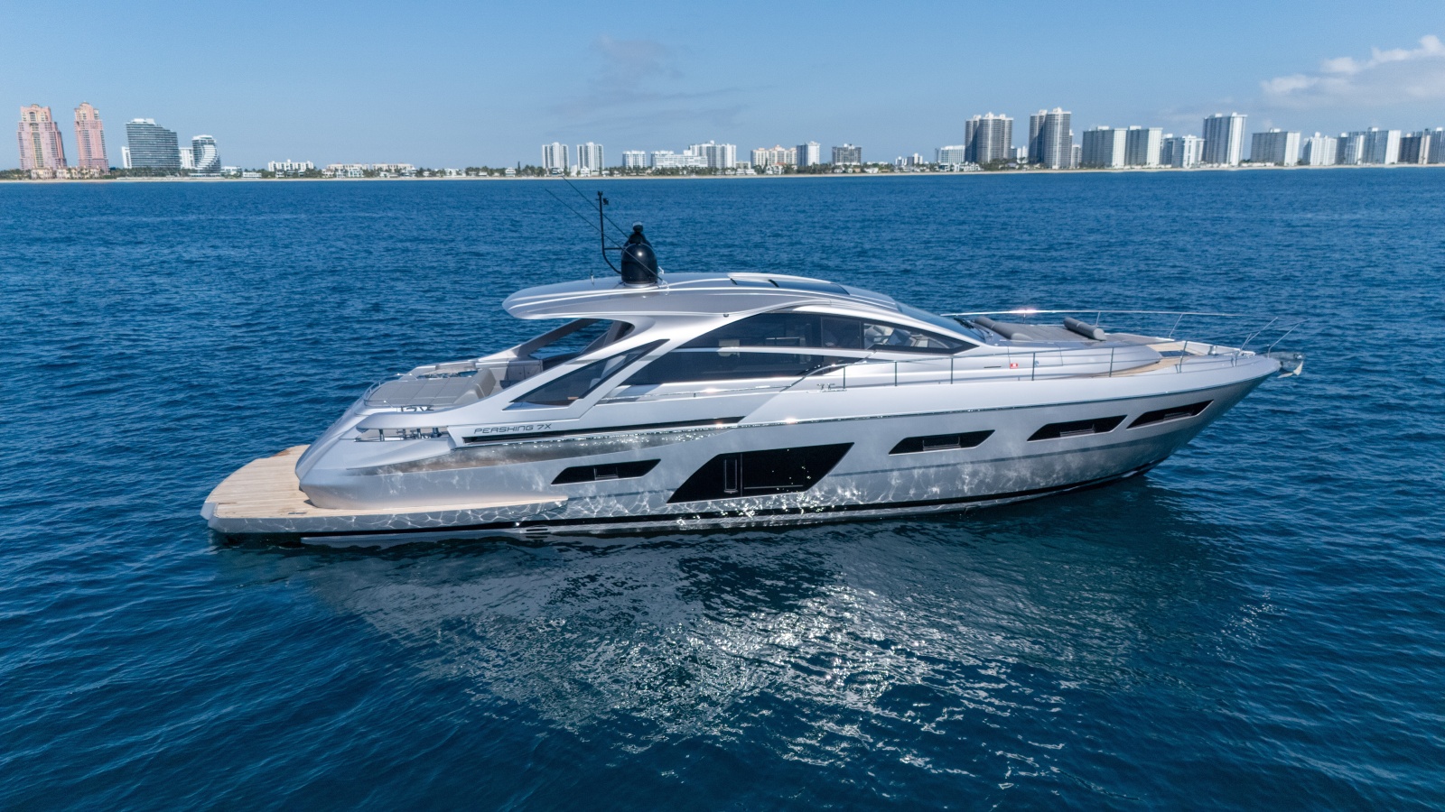 2024 Pershing 7X