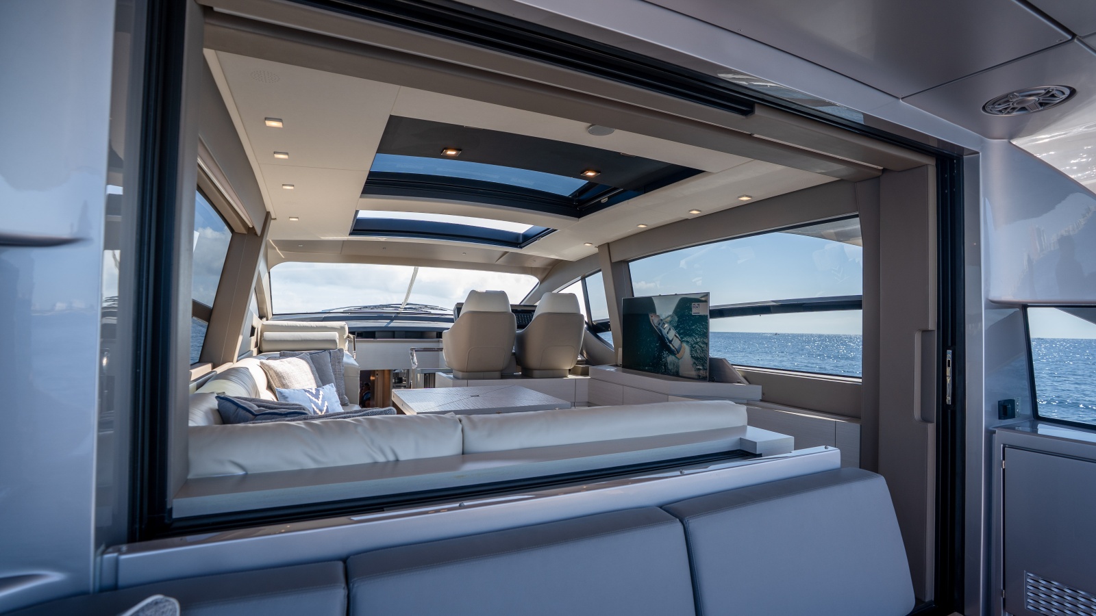 2024 Pershing 7X