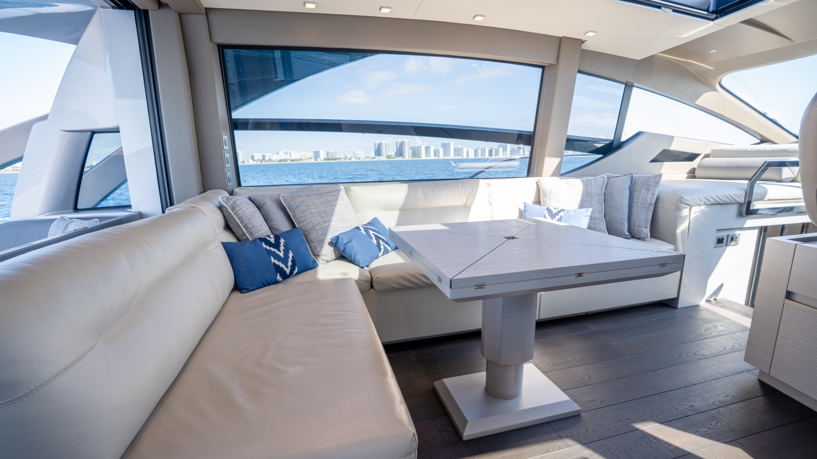 2024 Pershing 7X