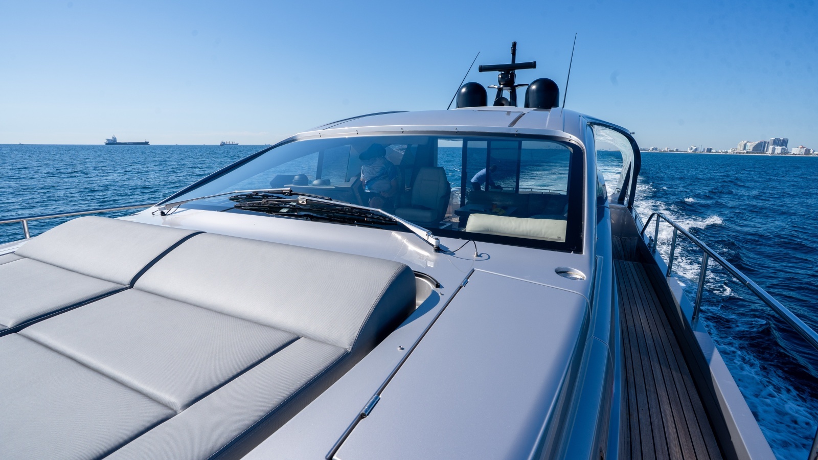 2024 Pershing 7X