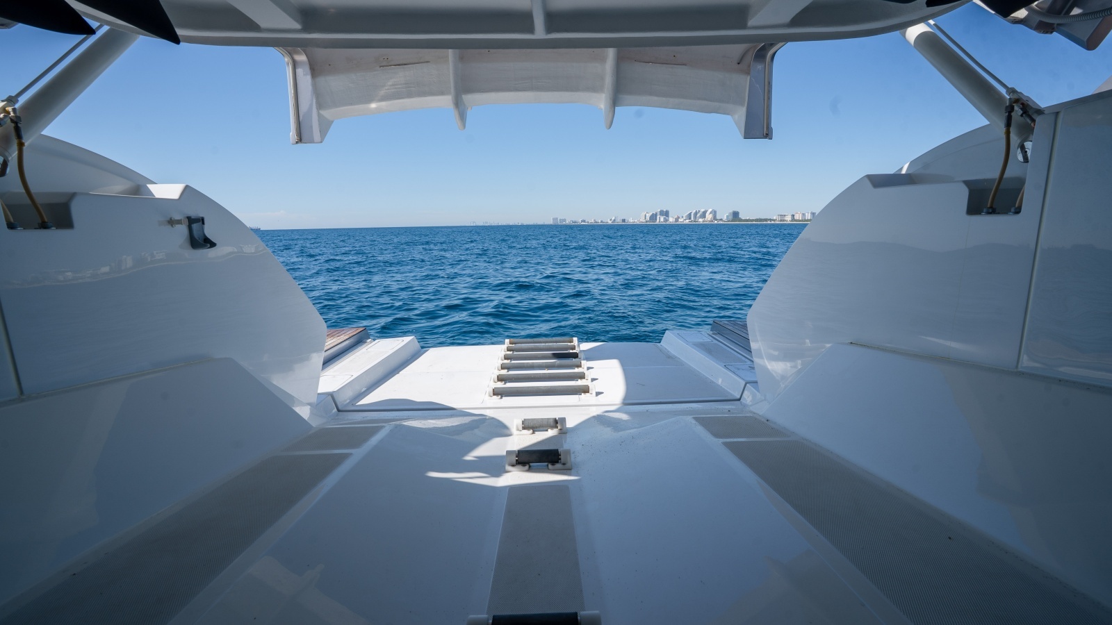 2024 Pershing 7X