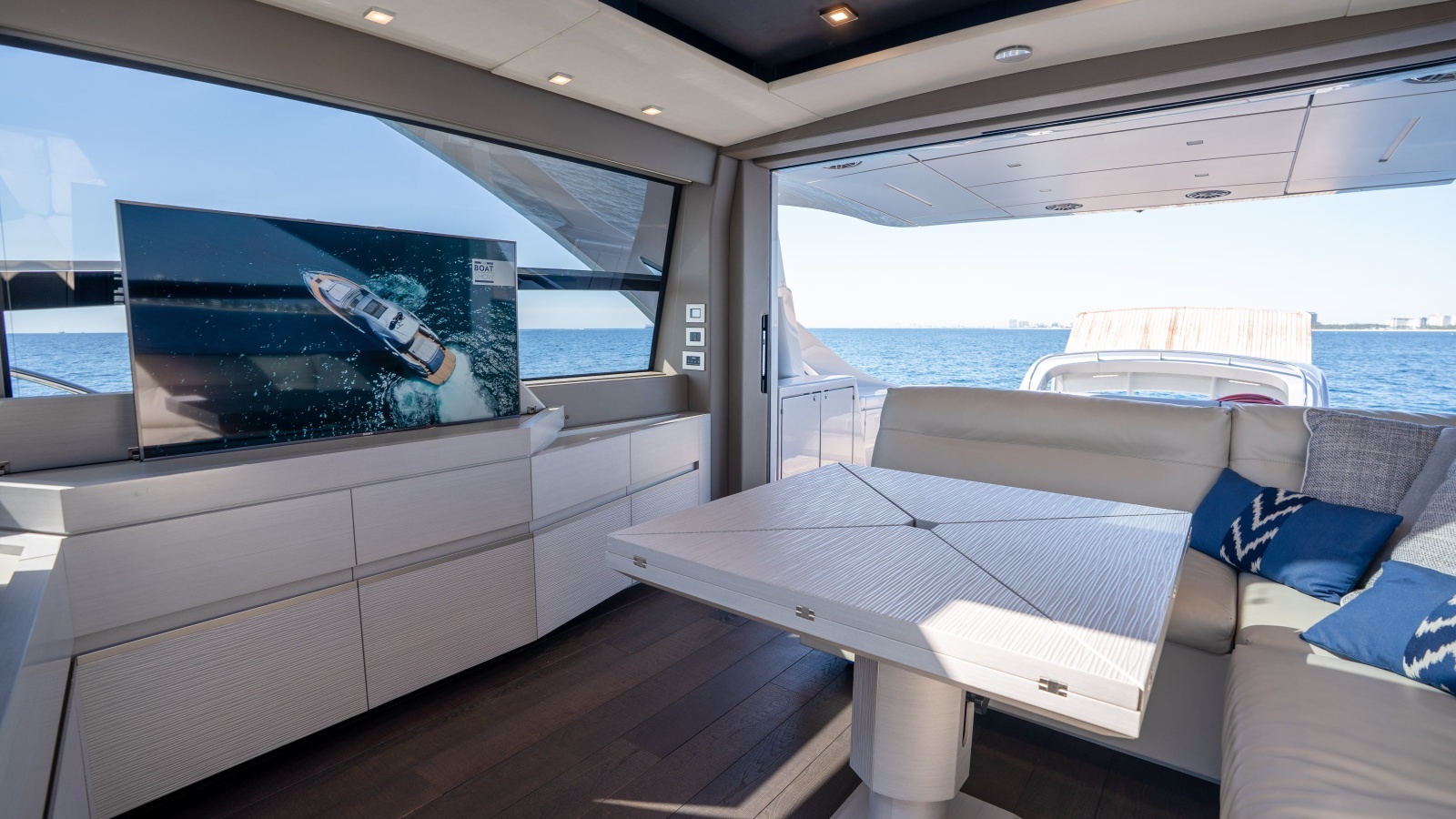 2024 Pershing 7X