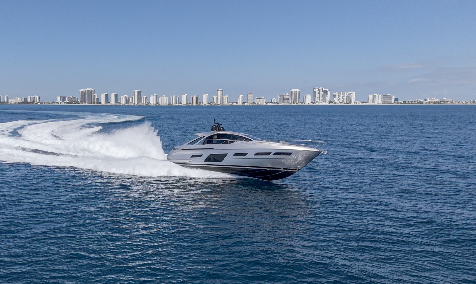 2024 Pershing 7X