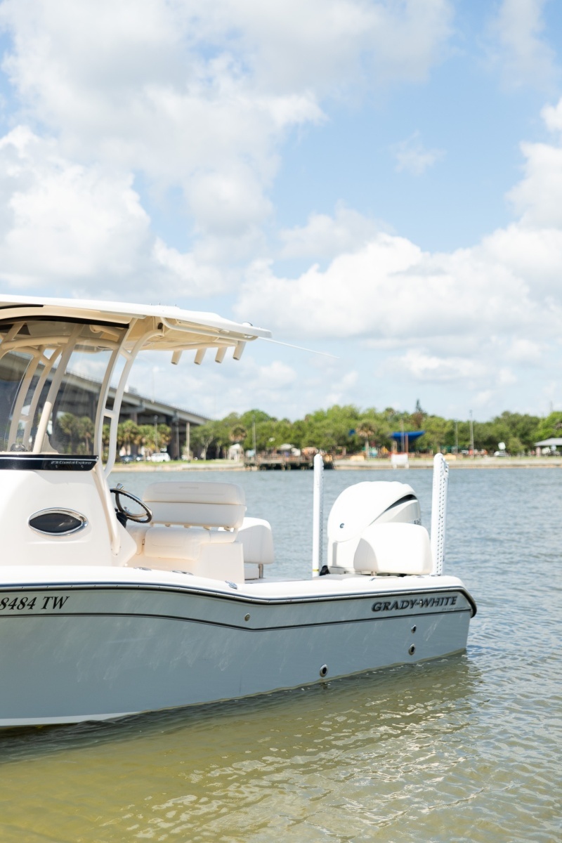 2024 Grady-White 231 Costal Explorer