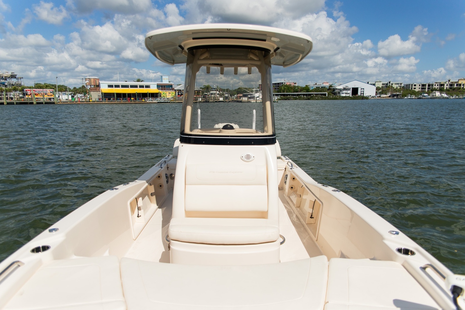 2024 Grady-White 231 Costal Explorer