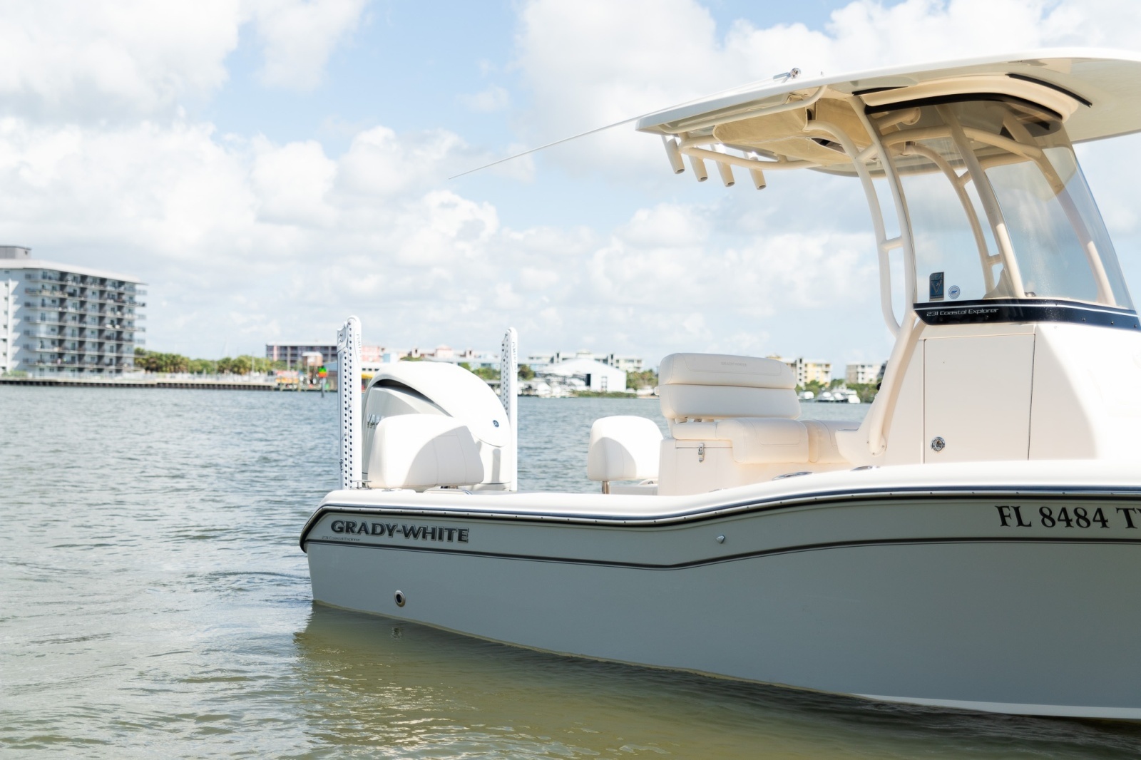 2024 Grady-White 231 Costal Explorer