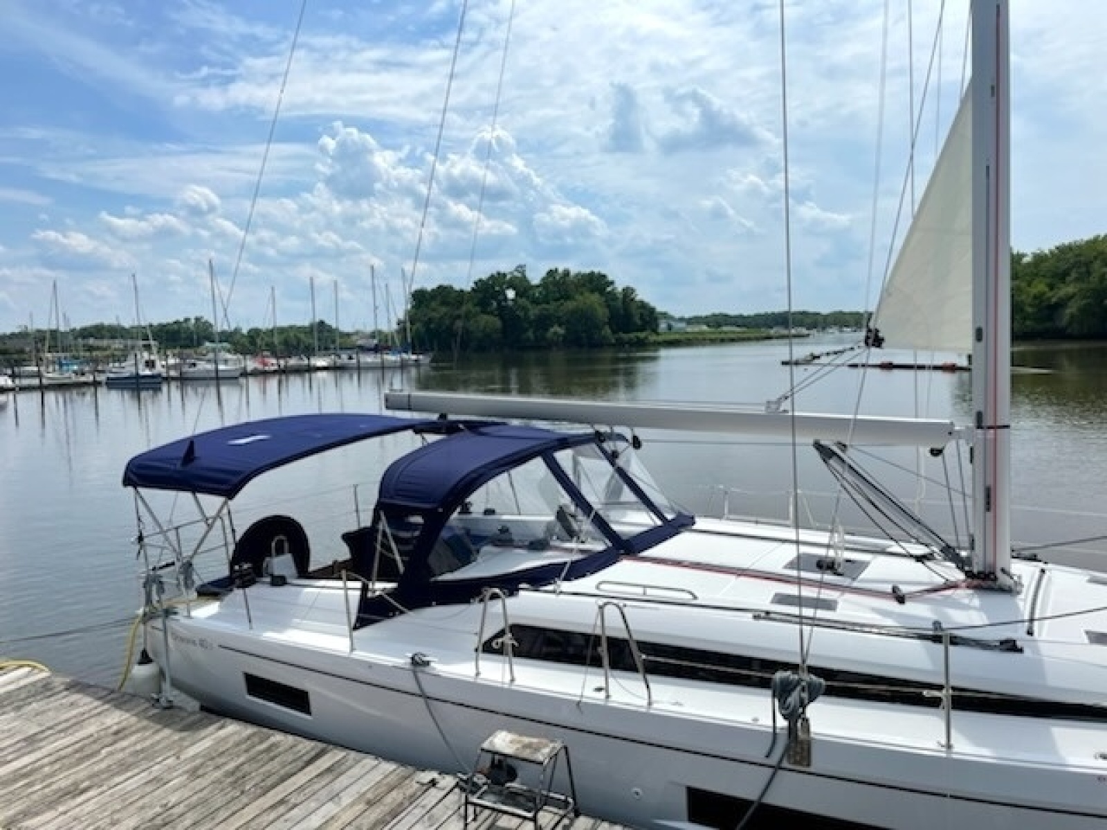 2022 Beneteau 