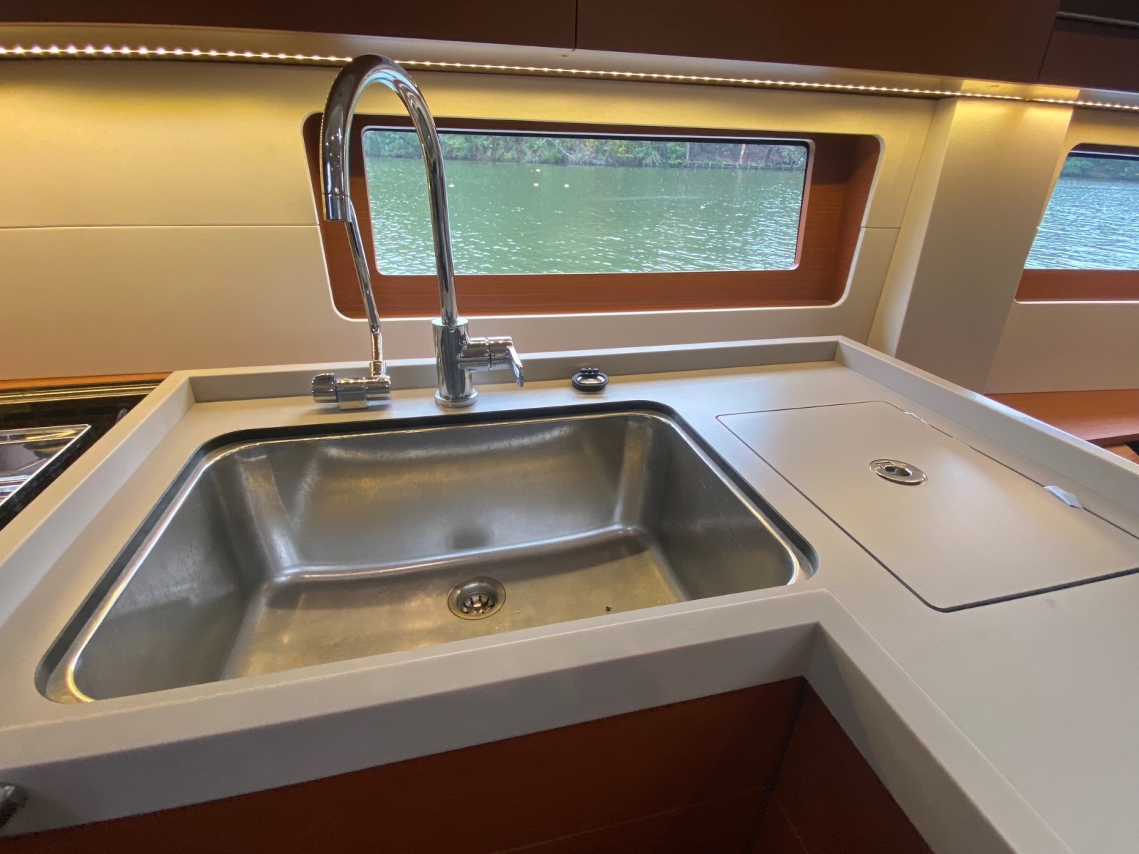 2019 Beneteau 51.1