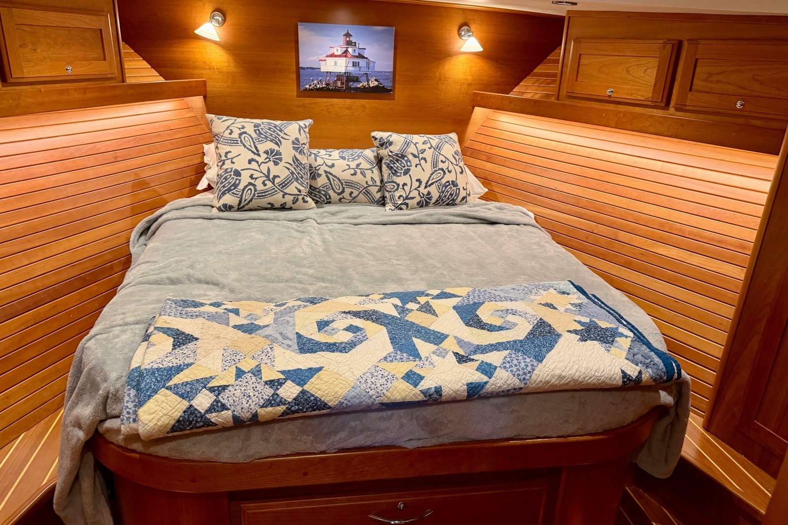 2016 Sabre 48 Salon Express