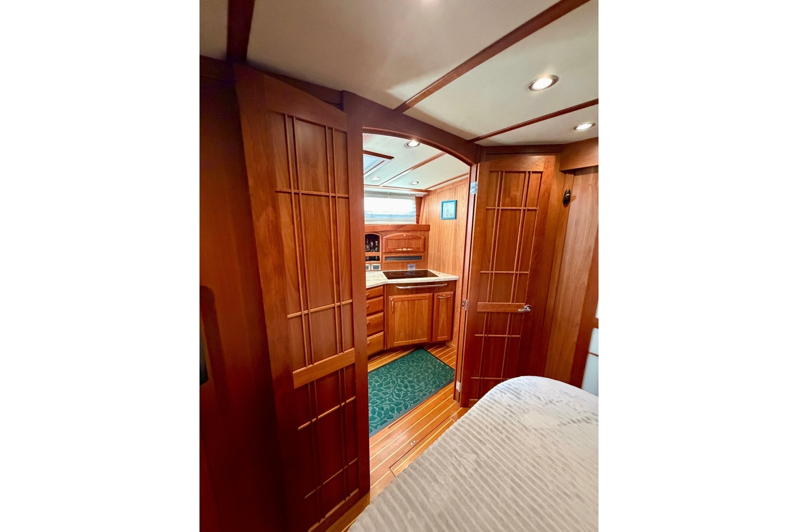 2016 Sabre 48 Salon Express