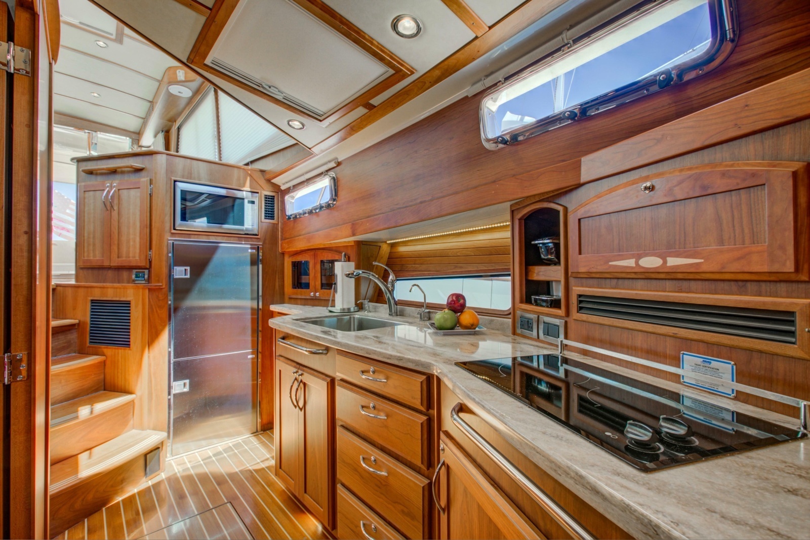 2016 Sabre 48 Salon Express