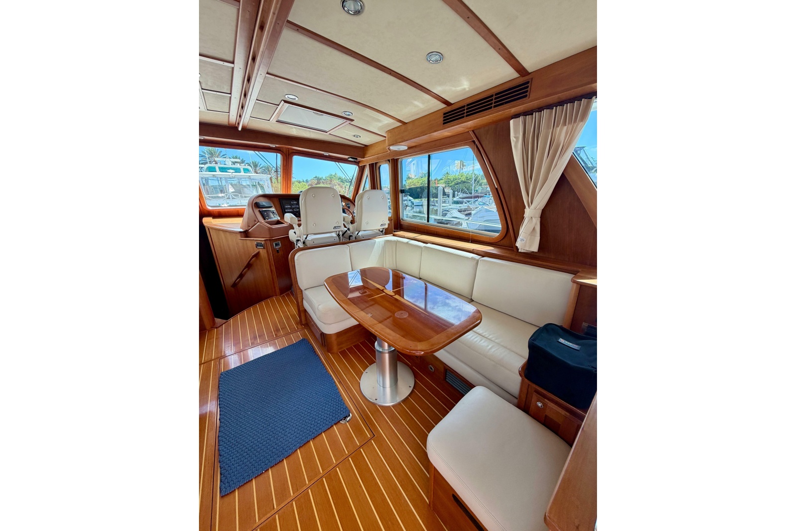 2016 Sabre 48 Salon Express
