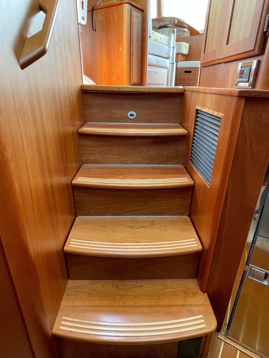 2016 Sabre 48 Salon Express