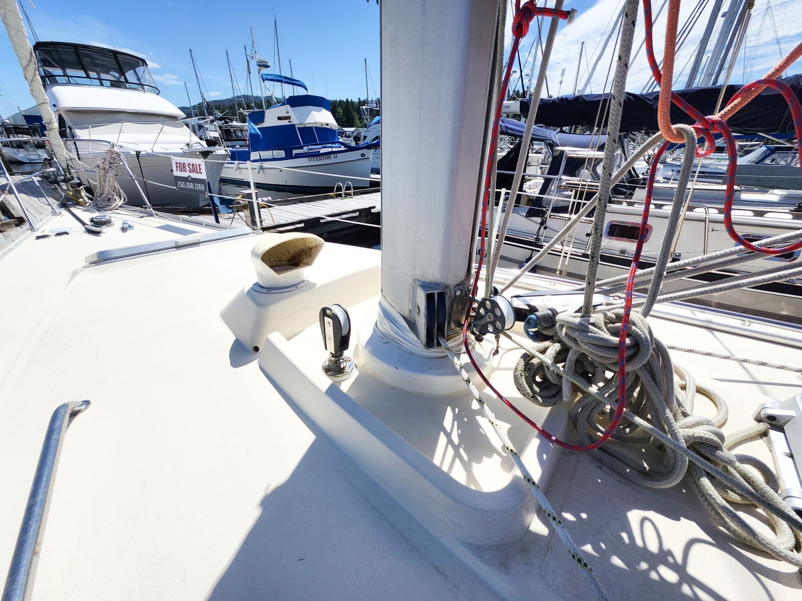 1982 Canadian Sailcraft CS-36