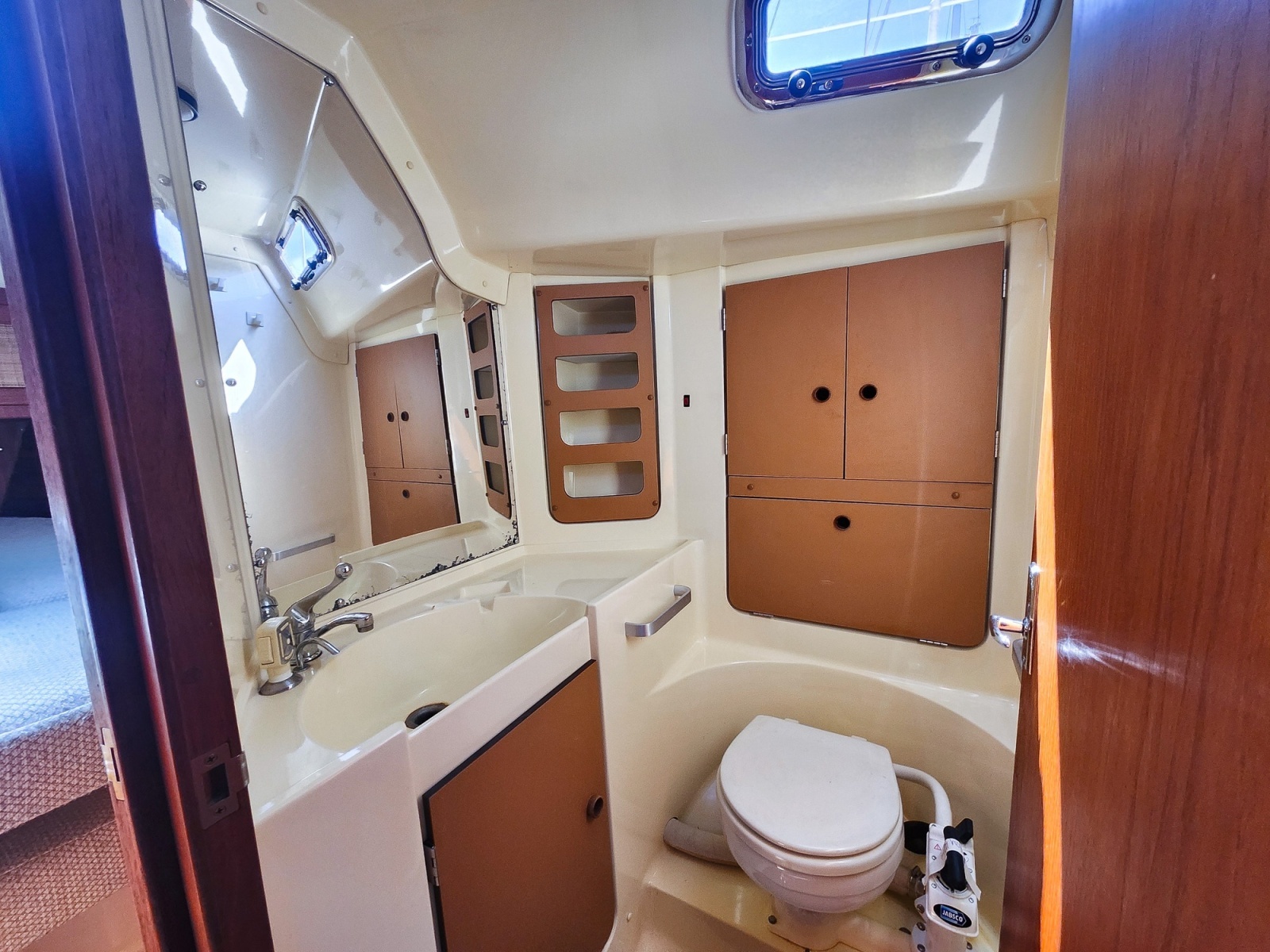 1982 Canadian Sailcraft CS-36