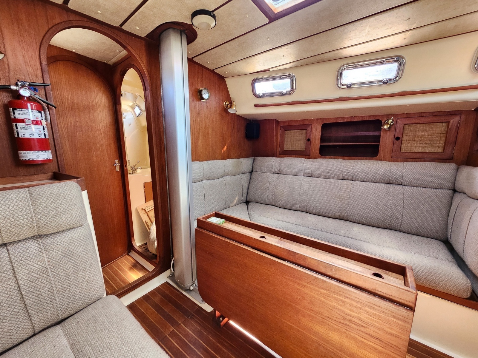1982 Canadian Sailcraft CS-36