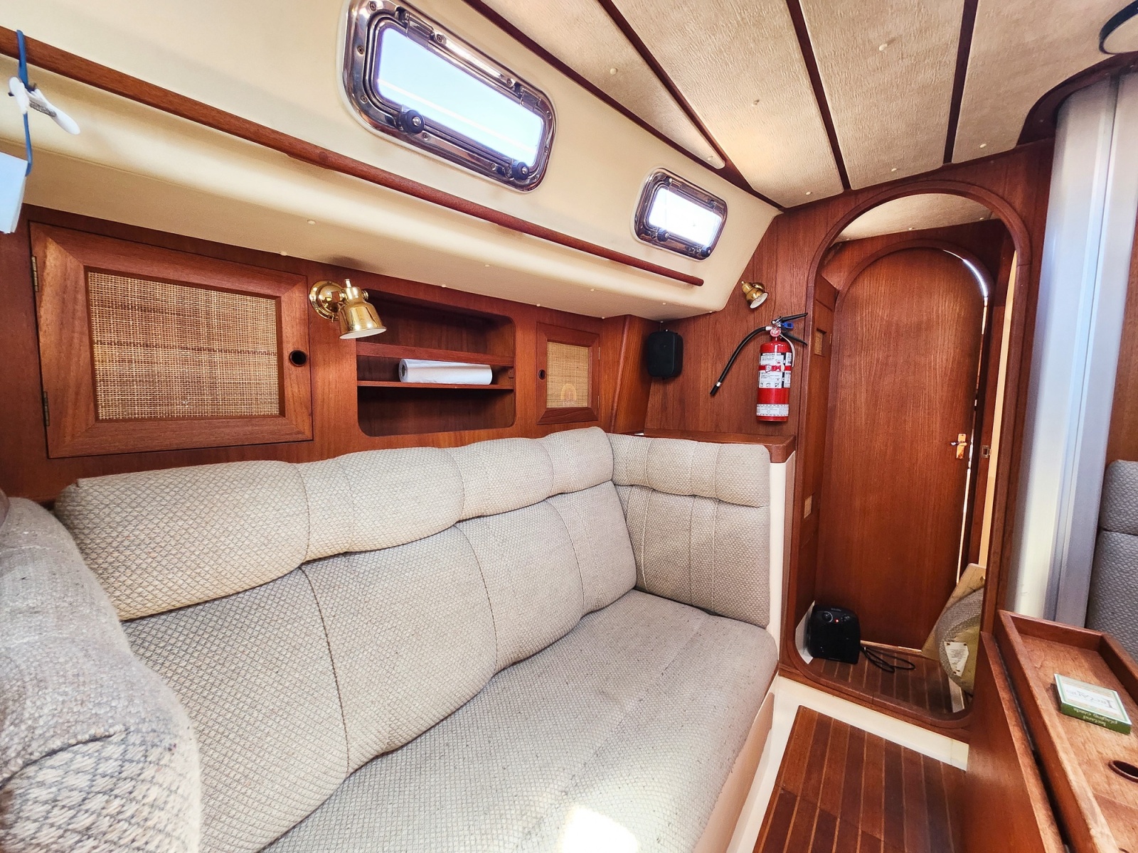 1982 Canadian Sailcraft CS-36