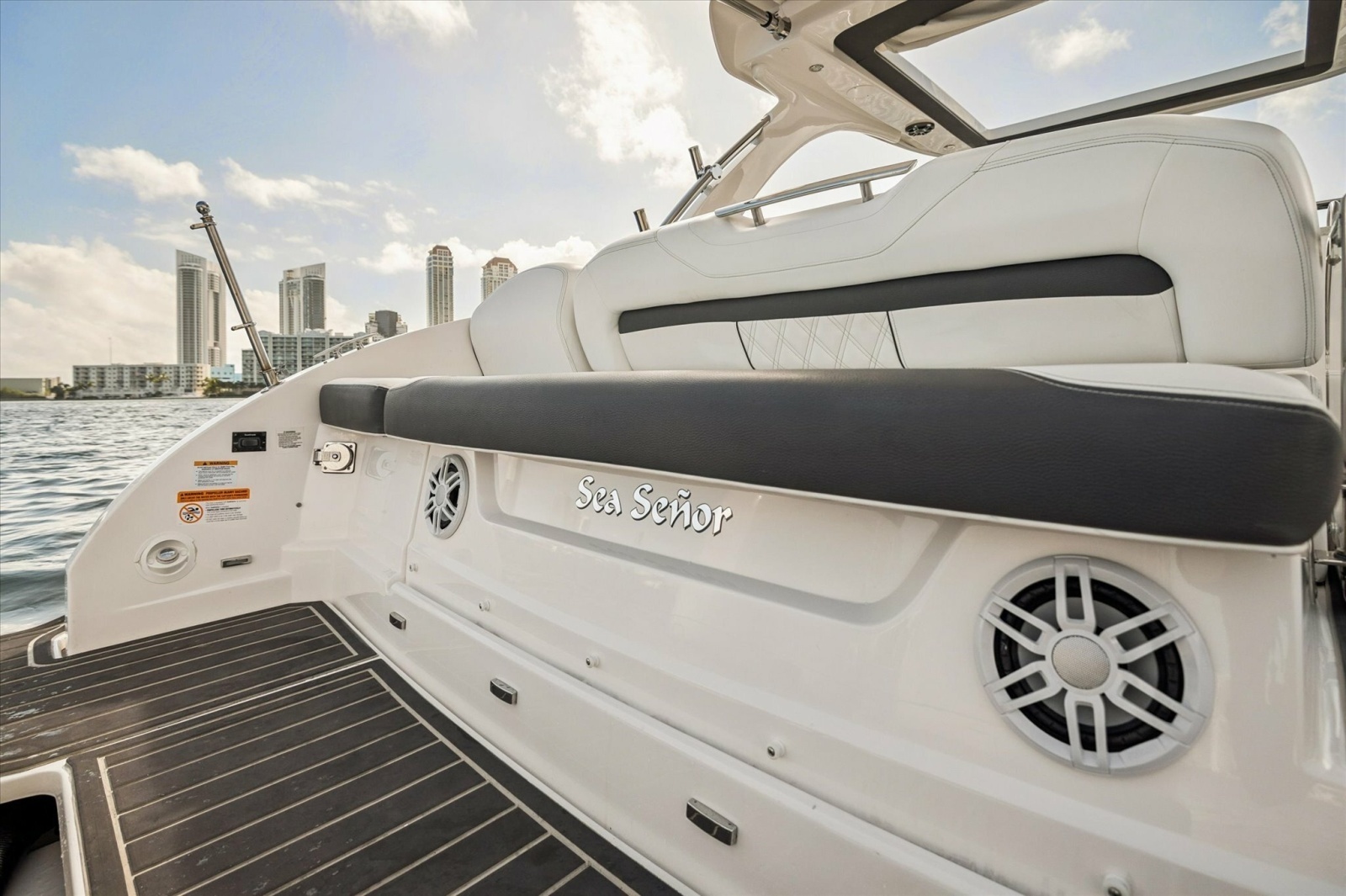 2019 Regal 33 OBX
